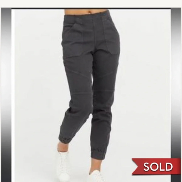 Spanx Pants Womens Large Gray Twill Cargo Jogger Ankle Zip Pull On Moto‎ - Picture 2 of 13